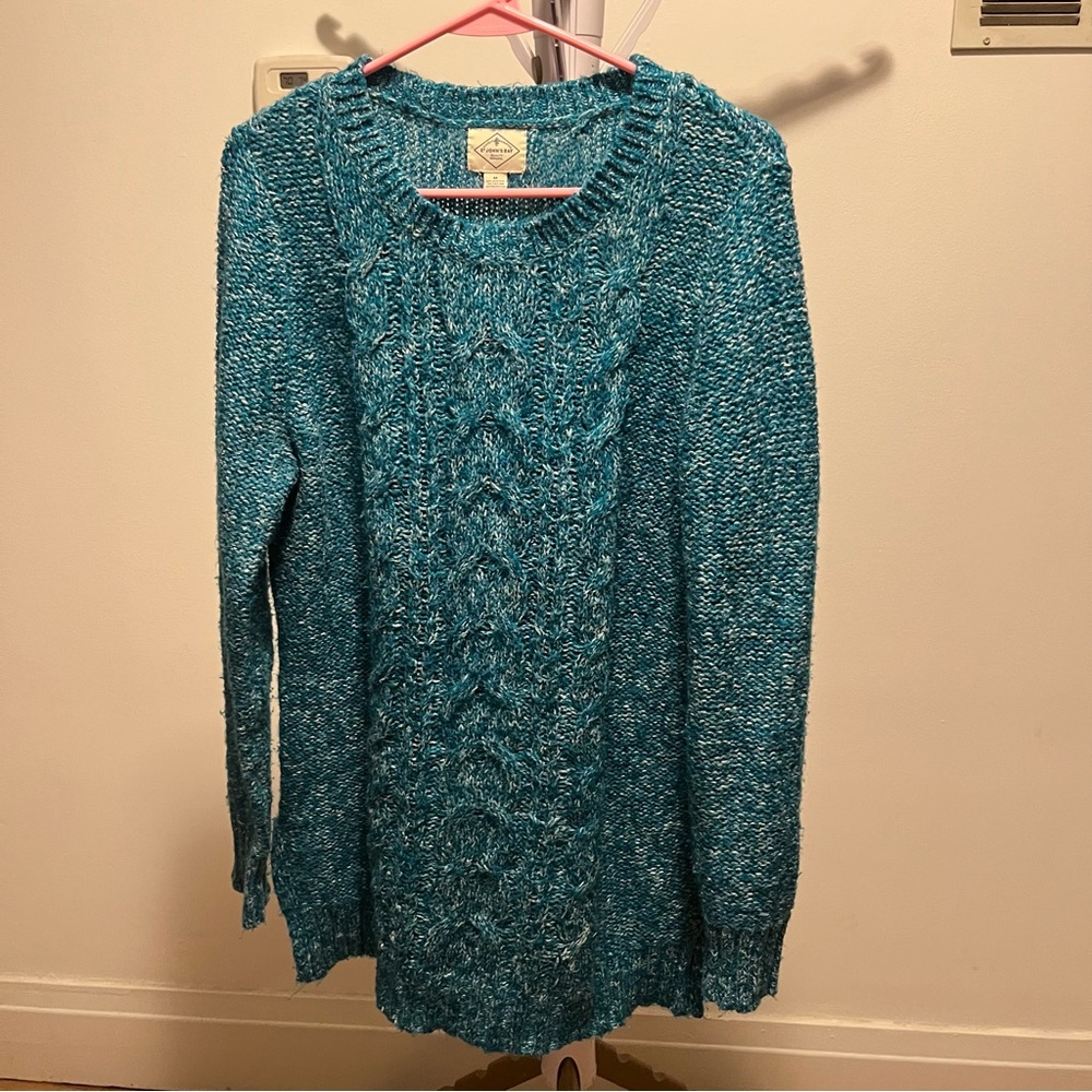 St John’s Bay Teal Cable Knit Long Sweater size medium